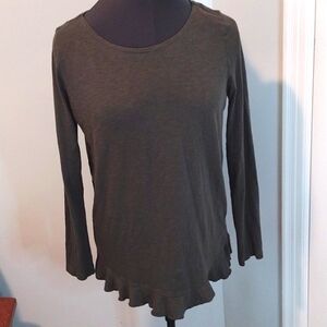 Susina Dk Green Slub Knit Top w Ruffle Hem Size L